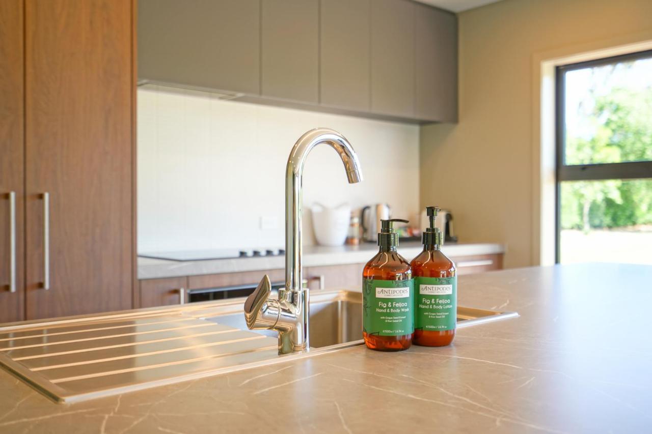 Parehua Resort Martinborough Exterior foto A kitchen faucet